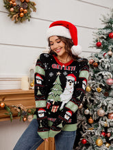 Crewneck Embroidered Knit Sweater �Alpaca & Christmas Tree